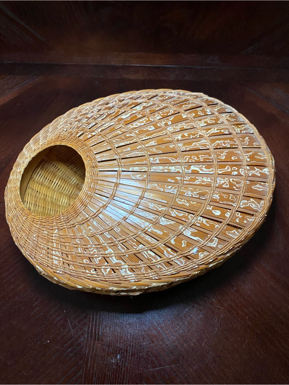 Traditional Chinese Handwoven Sewing Basket  - Natural Tan